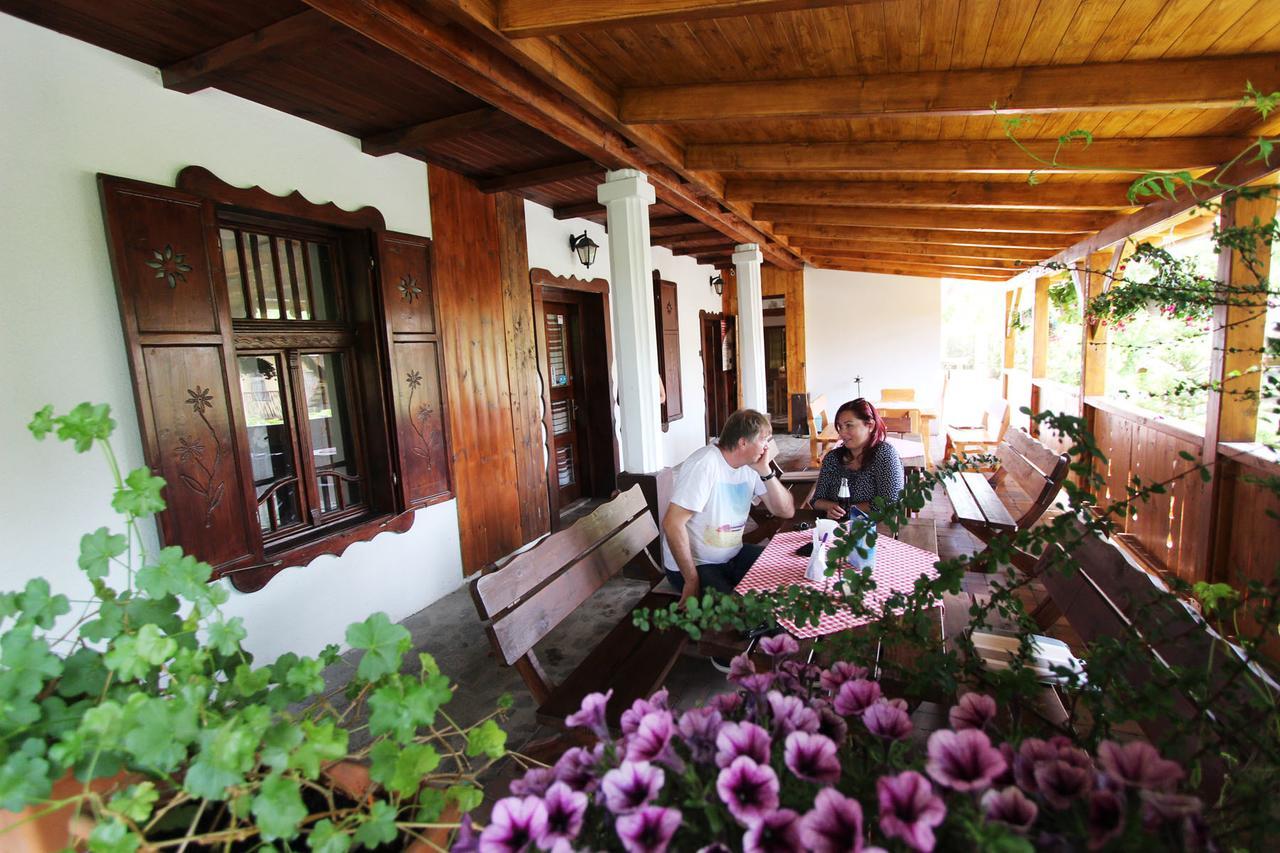 Felso Fogado Bed & Breakfast Felsotold Exterior photo